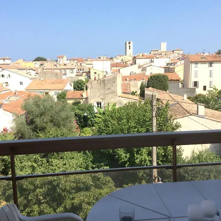 Rue Fontvieille アパート アンティーブ