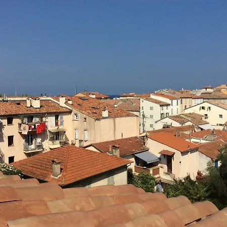 Rue Fontvieille * Antibes
