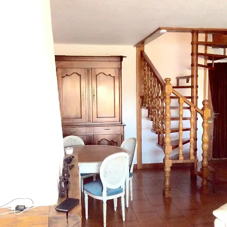 Rue Fontvieille Daire *